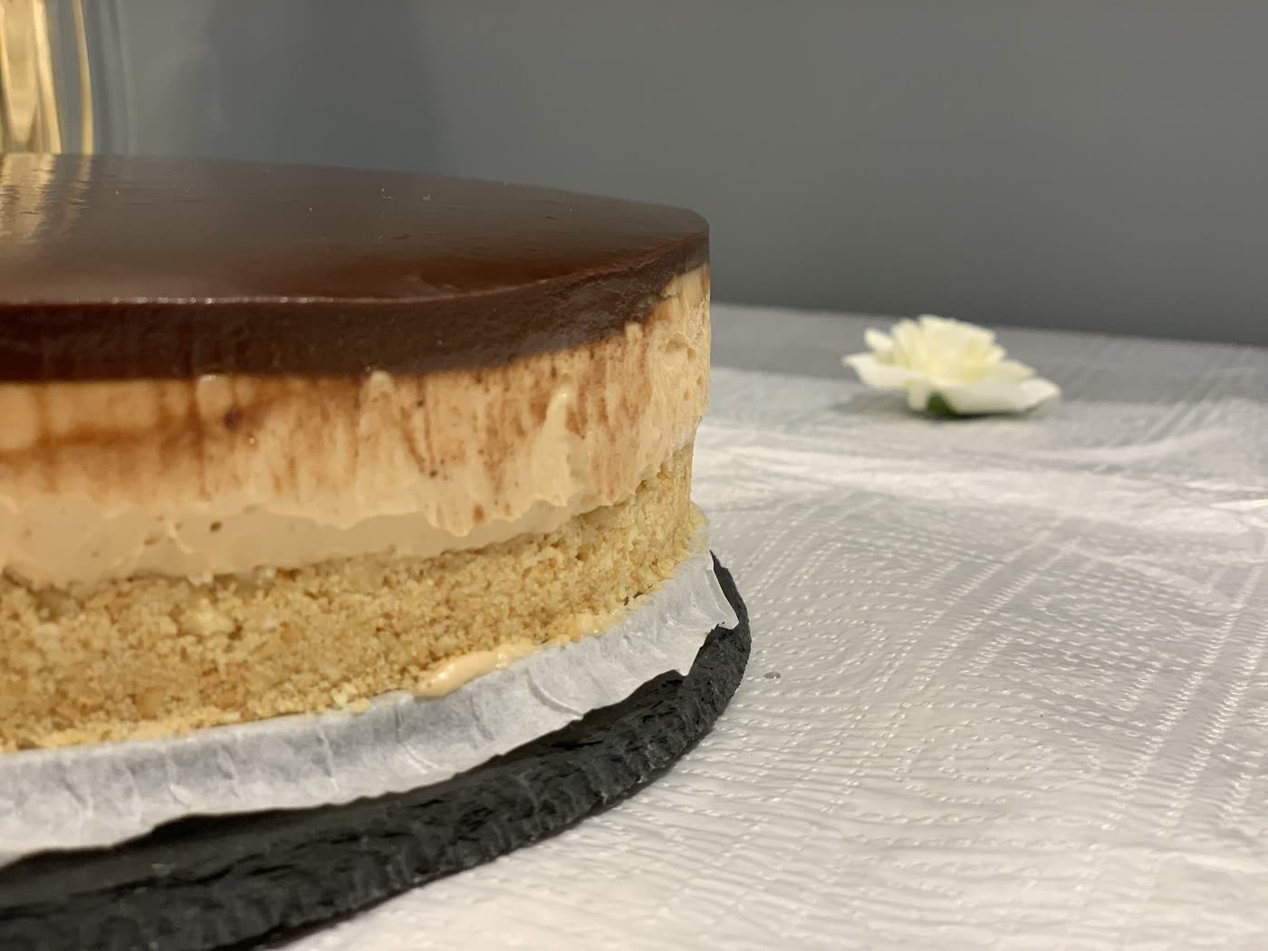Glazed mousse cake