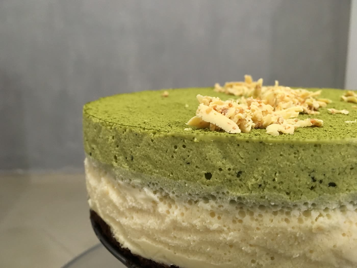 Matcha mousse cake